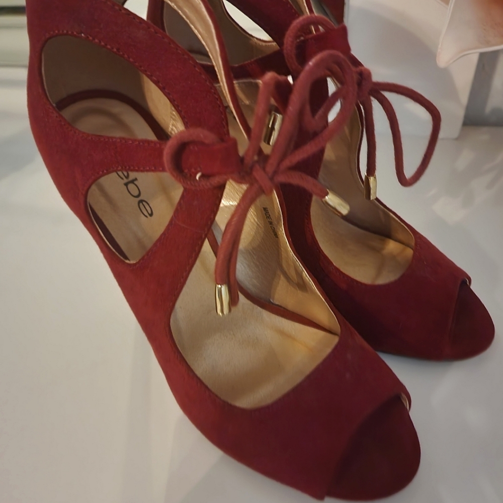 🌟Burgundy / red open toe heels 🌟 - Picture 2 of 5